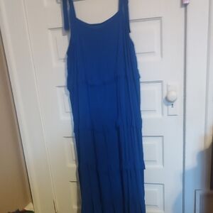 Elegant Blue Maxi Dress